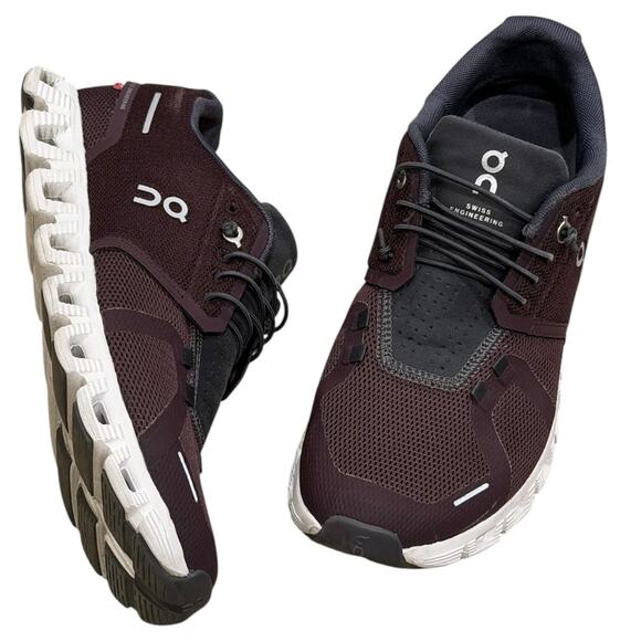 On Running Cloud 5 Sneakers In Mulberry/Eclipse - Picture 2 of 10